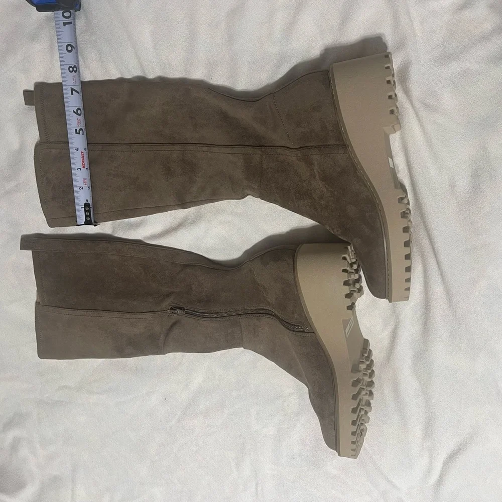 Dolce Vita Suede Lug Sole Platform  Boots Brown Size 9